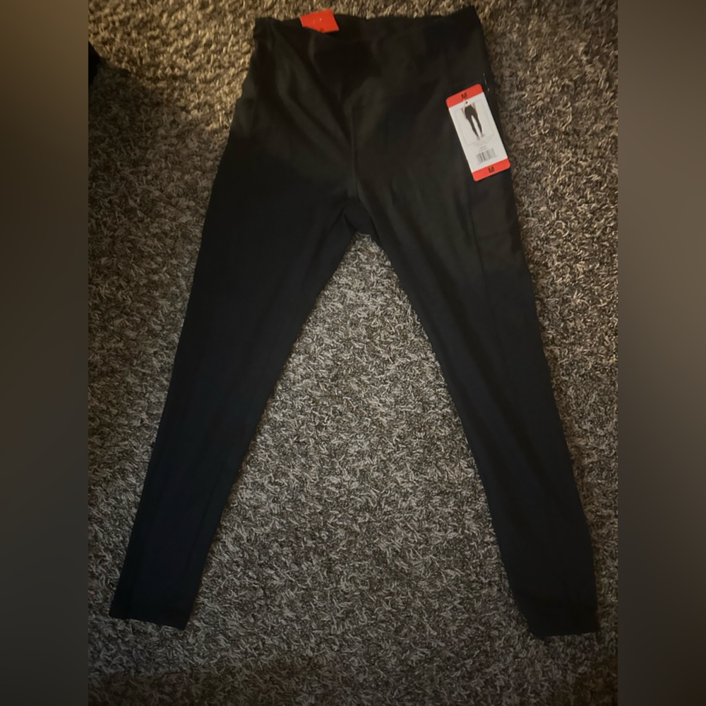 Danskin Black High-Waisted Leggings - Medium - Picture 4 of 5